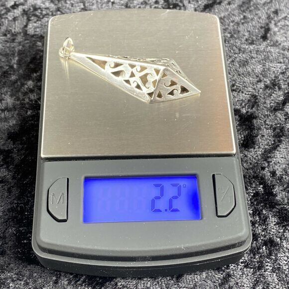 Vintage Sterling Silver Gothic Scrollwork Pyramid Necklace Pendent 2.2 g - Picture 7 of 7